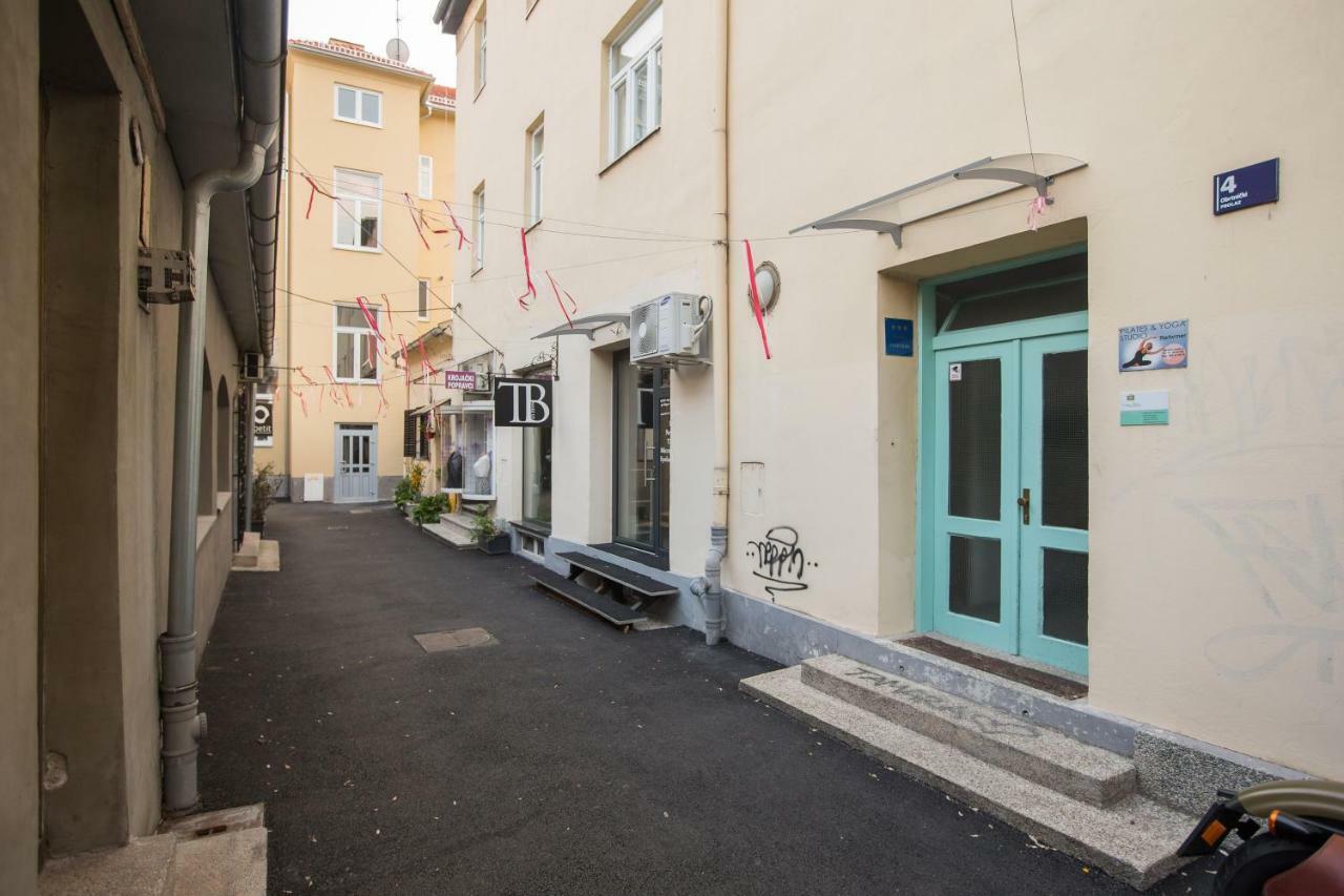 Carpe Diem Apartments Cvjetni Zagreb Exterior foto